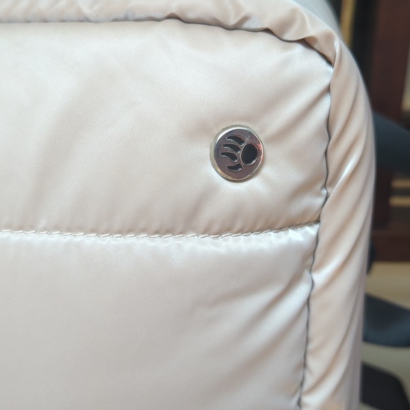 BEARPAW 15" Laptop Puffer Backpack Unisex Style BW-BBP1256  Sand NWT - Picture 8 of 14